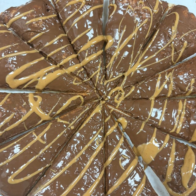 Nutella & Peanut Butter Dessert Pizza.