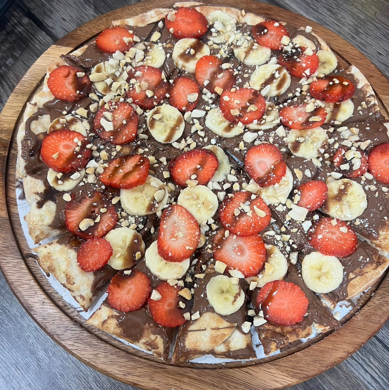 Nutella & Fruit Dessert Pizza.