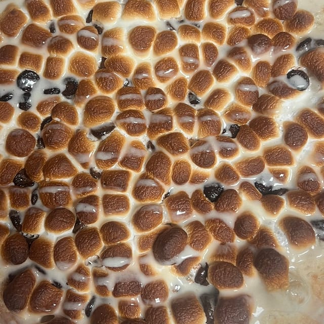S’mores Dessert Pizza.