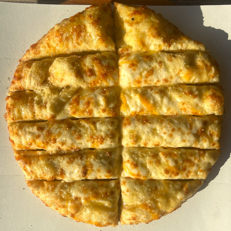 Delicious Cheese Pizza Options